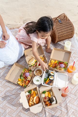 カフーリゾートフチャク　コンド・ホテル Deli & Cafe テイクアウトイメージ